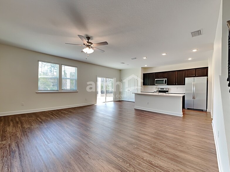 Building Photo - 12295 Sapp Rd