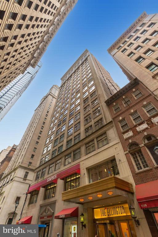 Building Photo - 1500 Chestnut St