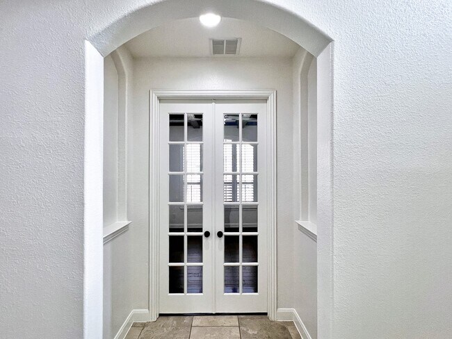 Building Photo - 78 Lindenberry Cir