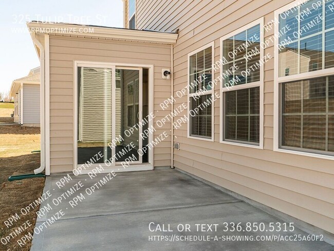 Building Photo - 325 Tulip tree St