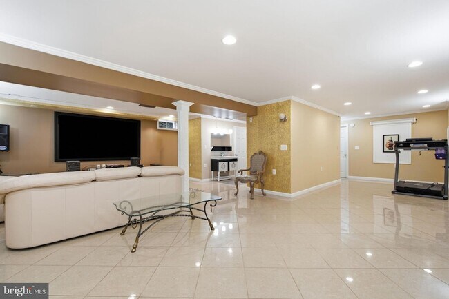 Building Photo - 2132 Cherry Leaf Ln