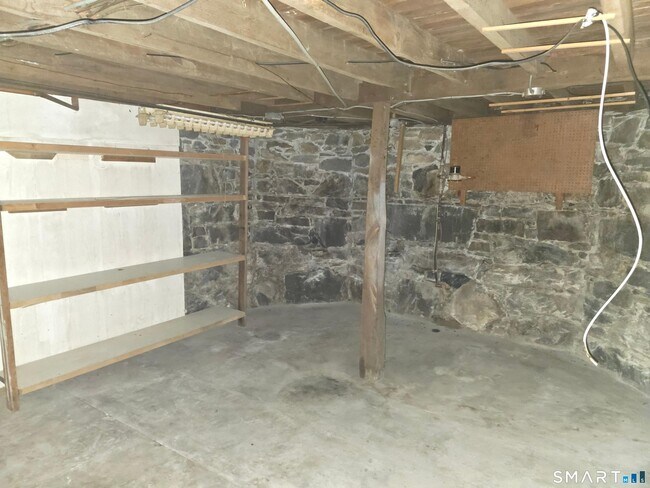 Building Photo - 68 Wetmore Ave