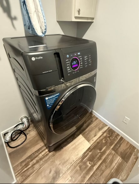 Building Photo - 3837 Buena Vista Pike