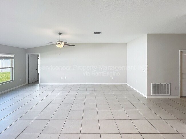 Building Photo - 10344 Alder Green Dr