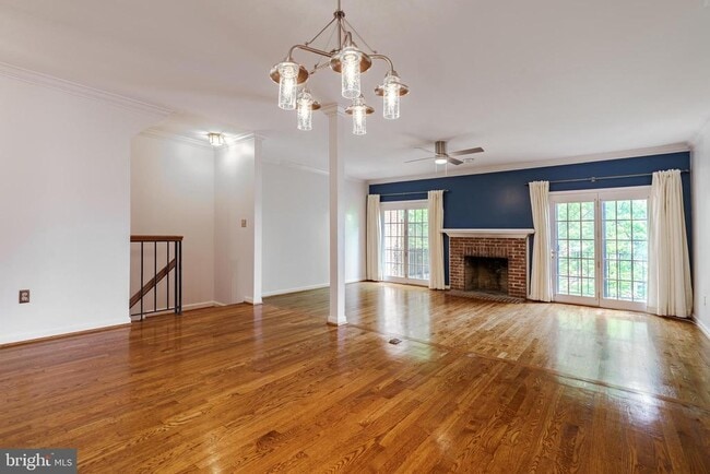 Building Photo - 112 Gretna Green Ct