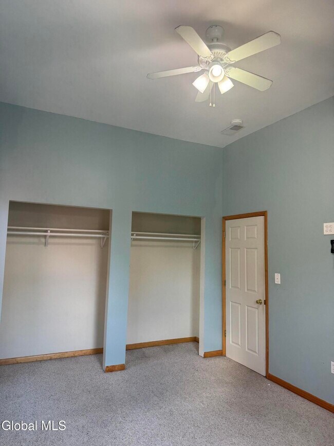 Building Photo - 610 23rd St