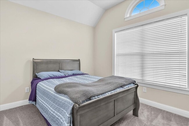 Building Photo - 38 Castle Bay Dr