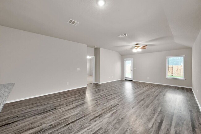 Building Photo - 257 Gallant Front Trl