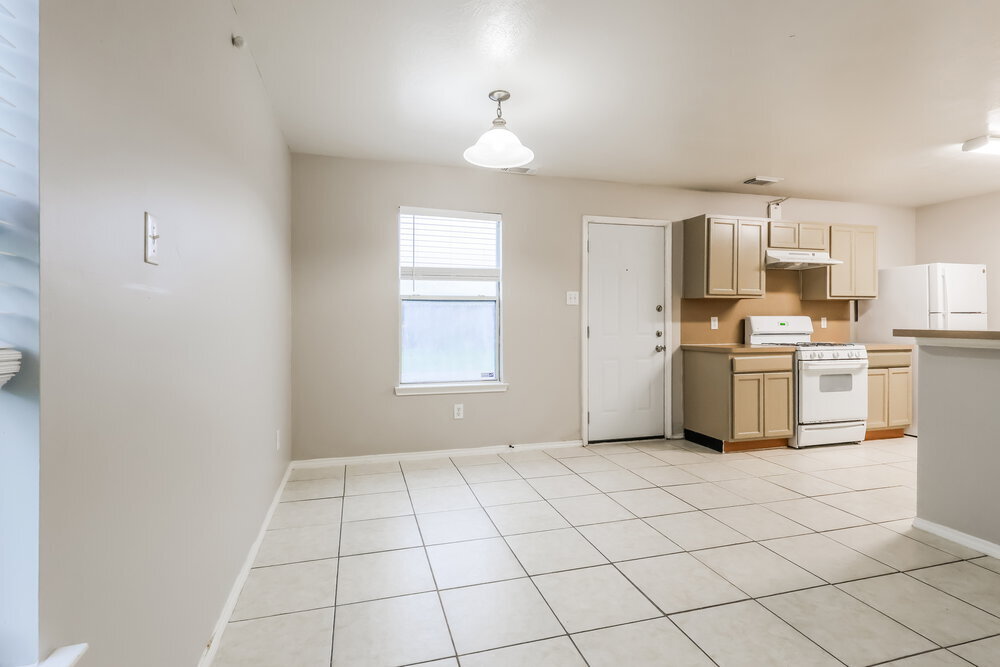 Building Photo - 21243 Linden House Ct