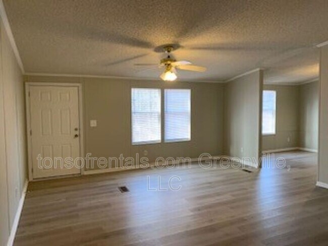 Building Photo - 236 Elizabeth Ln