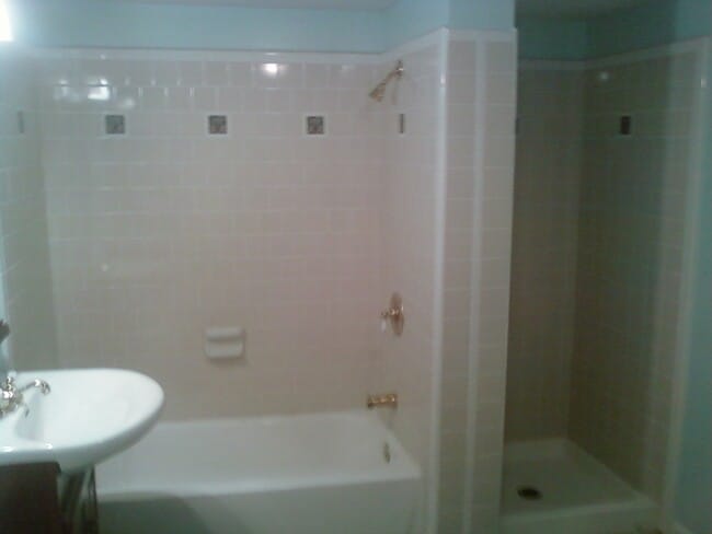 Building Photo - 274 Floss Ave