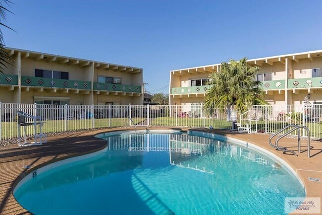 Building Photo - 801 Beach Blvd