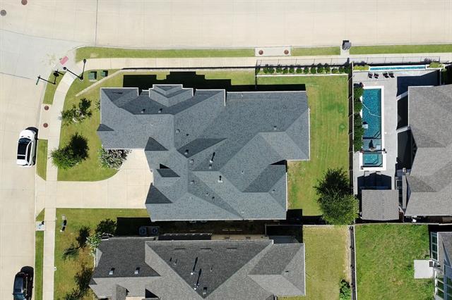 Building Photo - 2800 River Bend Pl