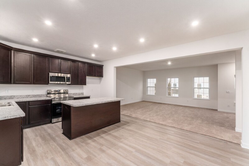 Building Photo - 129 Dusky Willow Dr