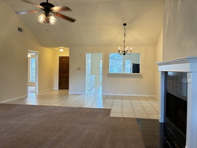 Building Photo - 11607 Lennington Dr