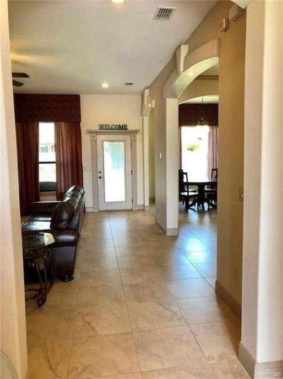 Building Photo - 35 Fairmont Ave