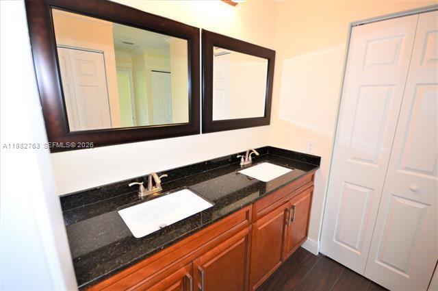 Building Photo - 7944 Eastlake Dr