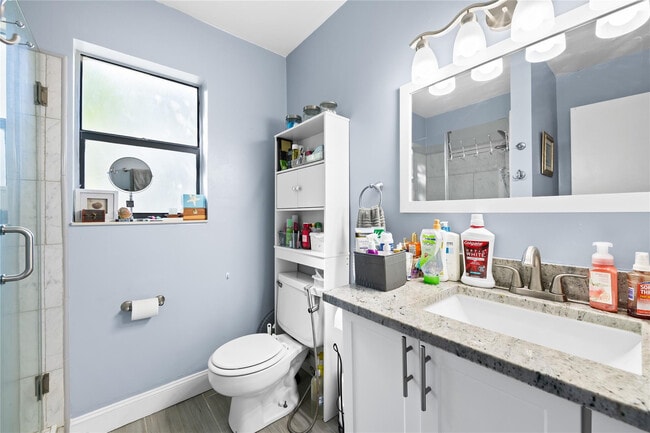 Building Photo - 3387 Cocoplum Cir