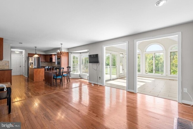 Building Photo - 4556 Minuteman Dr