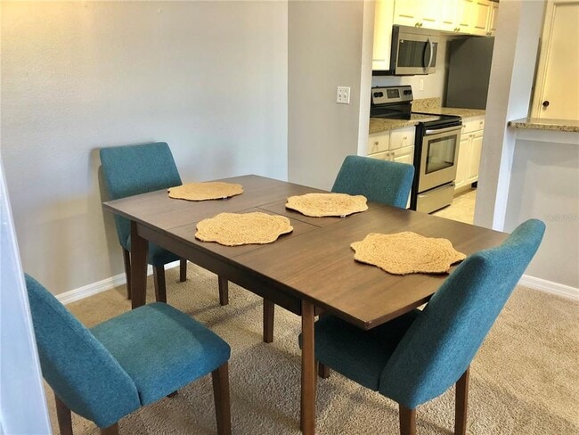 Building Photo - 5542 Metrowest Blvd