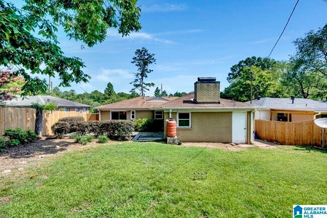 Building Photo - 5321 Crestwood Blvd