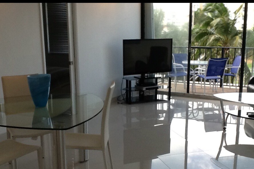 Building Photo - 2101 S Ocean Dr