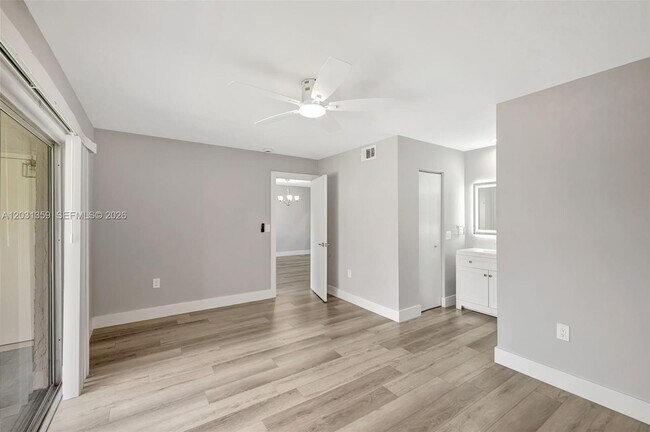 Building Photo - 6800 Royal Palm Blvd