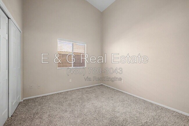 Building Photo - 4106 E Ashurst Dr
