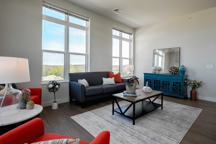 THE HIGHLINE SENIOR APARTMENTS 2001 Traceway Dr Fitchburg WI 53713