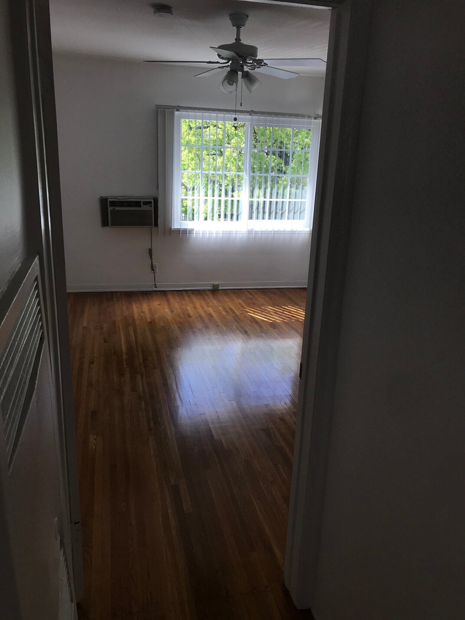 Hallway - 1114 N Sweetzer Ave