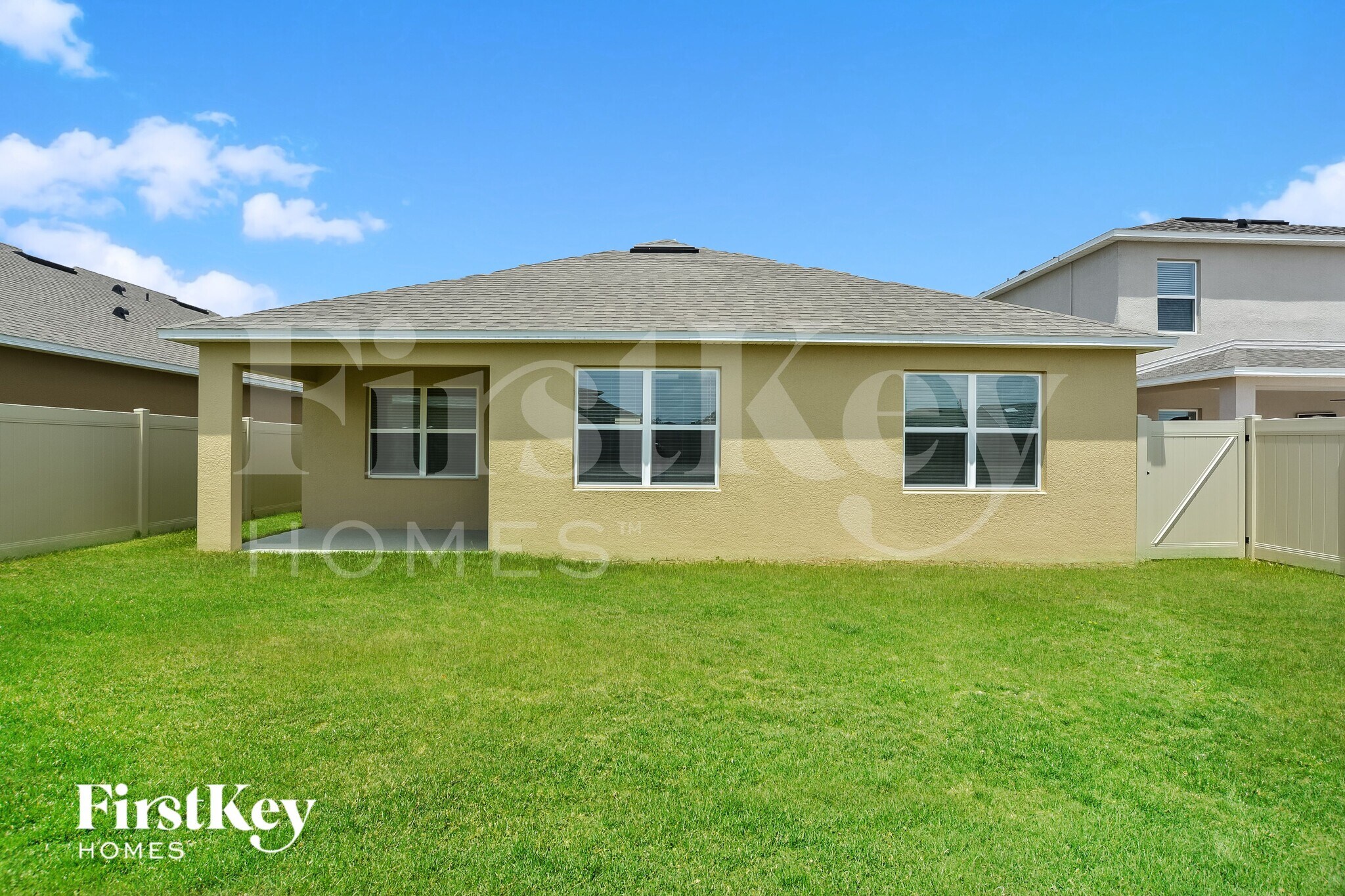 Building Photo - 353 American Holly Ave