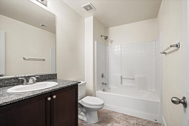 Building Photo - 4563 Townwall St