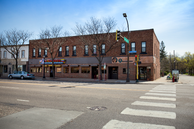 Building Photo - 2207 1/2 NE Central Ave