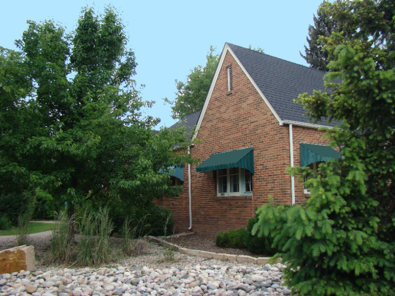 Building Photo - 645 S Whitcomb St