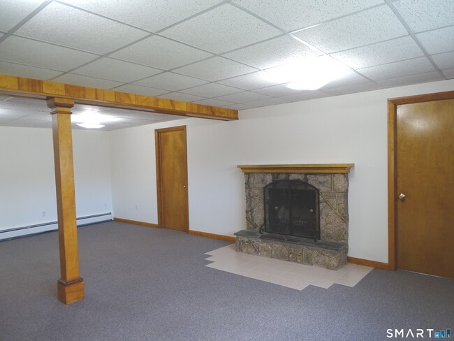 Building Photo - 62 Ark Rd