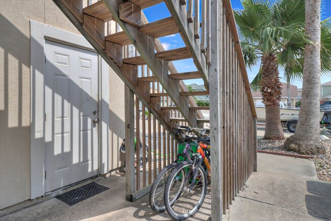 Building Photo - 13986 Fortuna Bay Dr