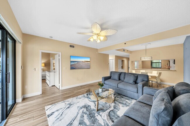 Building Photo - 827 Oak Harbour Dr