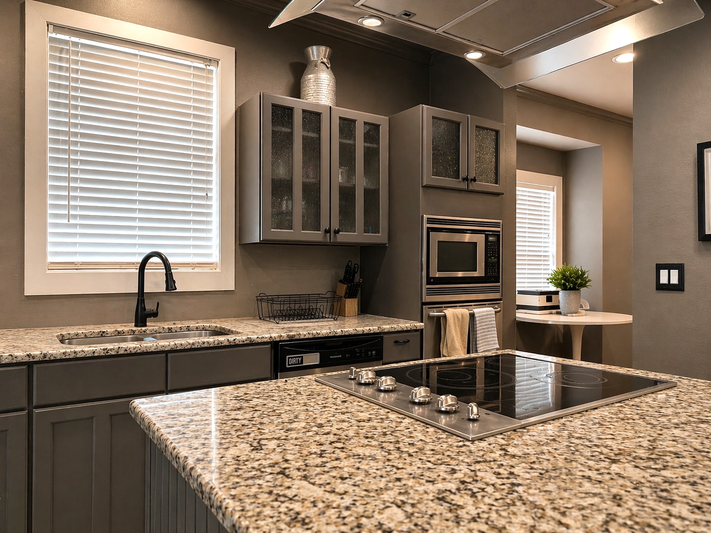 Building Photo - 326 Queen Anne Ct