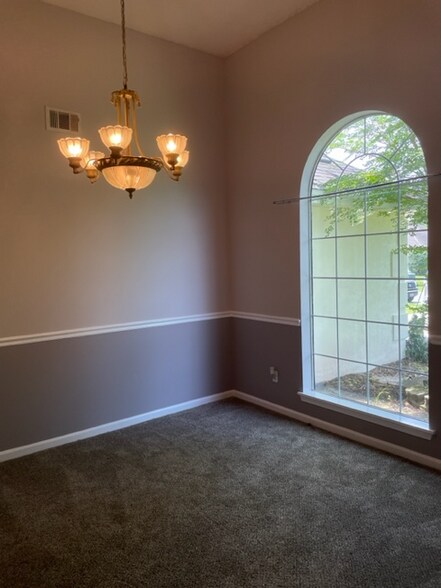 Building Photo - 16 Stoney Hill Rd