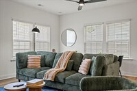 Building Photo - 7047 Lash Ln