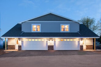 Building Photo - 766 Magoo Rd