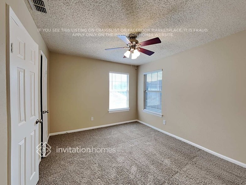 Building Photo - 2529 Windchase Dr