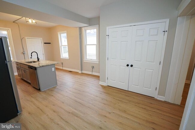 Building Photo - 218 S Pennsylvania Ave