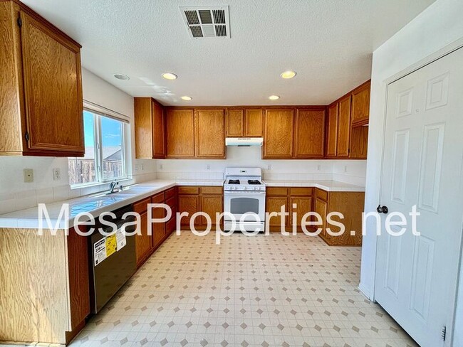 Building Photo - 13784 Brynwood St