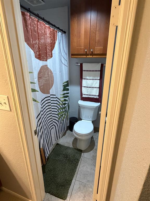 Building Photo - 7685 Northcross Dr