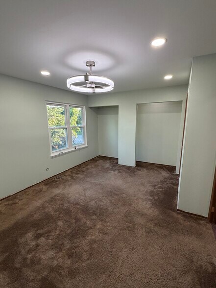Building Photo - 2617 Oakshire Ct