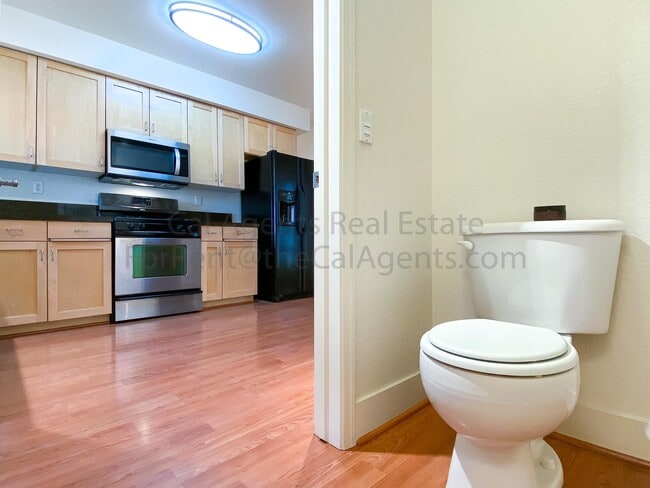Building Photo - 1568 Brunswig Ln