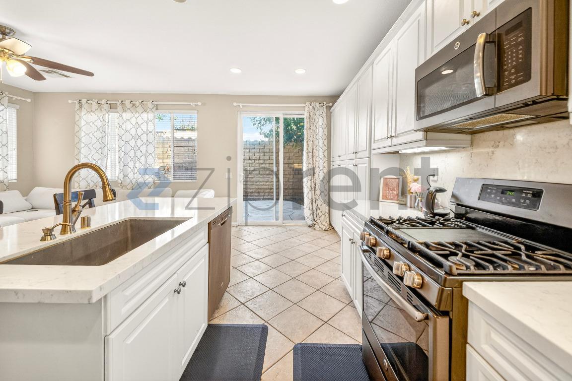 Building Photo - 19341 Opal Ln