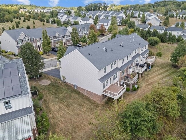 Building Photo - 813 Fairgate Drive