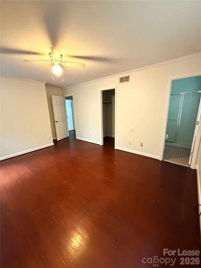 Building Photo - 5016 Vescova Ct